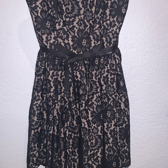 Robert Rodriguez Neiman Marcus +
Target Fit-and-Flare Dress
Size 2 - Picture 4 of 14